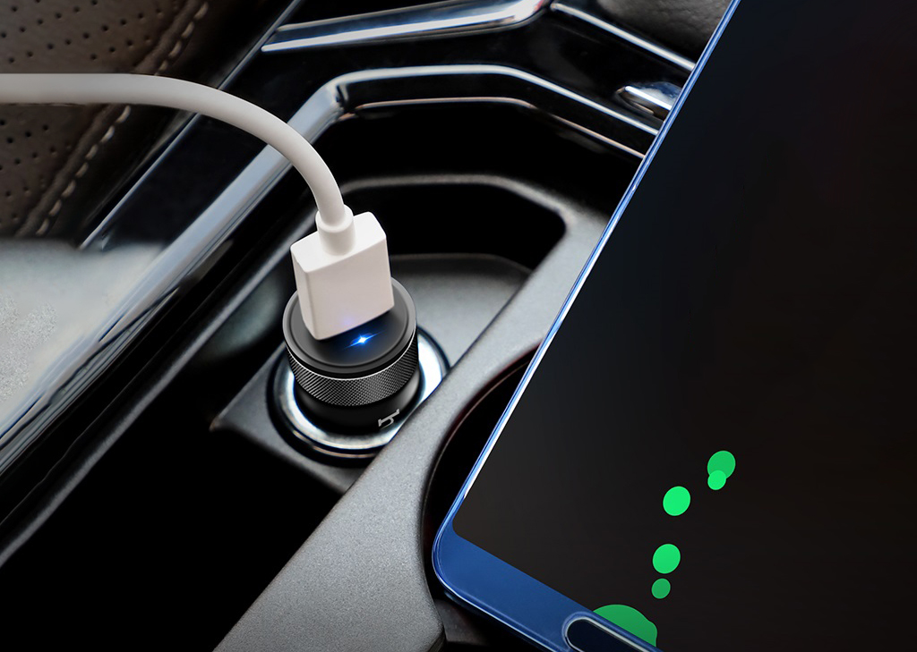 hoco-z32-speed-up-single-port-qc30-car-charger-interior-black.jpg